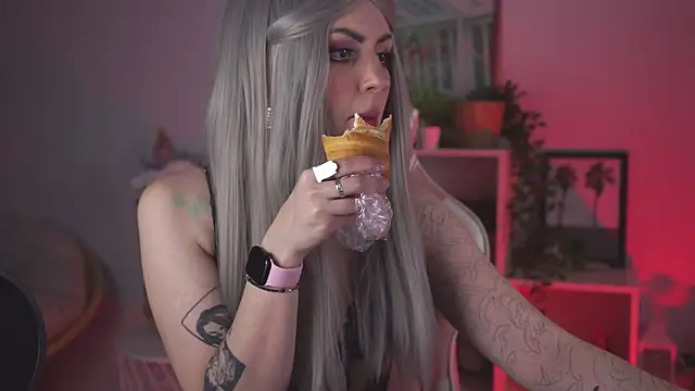 Lana  May online show from 03/20/25, 11:16