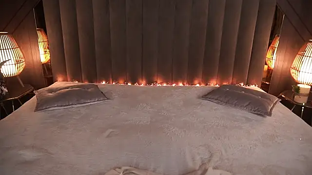 Daisy Delight online show from 01/22/25, 02:48