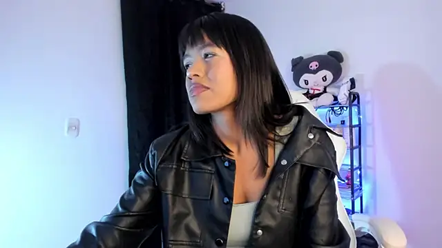 Snapshot of meganthompsonn22 chatting on 01/13/26, 04:18 meganthompsonn22 online show from 01/13/26, 04:18