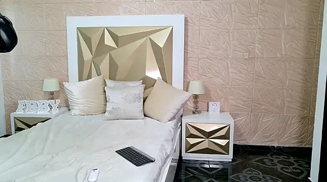 Snapshot of PassionMacoll chatting on 03/16/25, 08:00 PassionMacoll online show from 03/16/25, 08:00