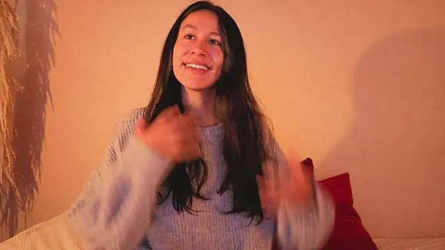 Snapshot of EmiGomez_ chatting on 01/08/26, 01:24 EmiGomez online show from 01/08/26, 01:24