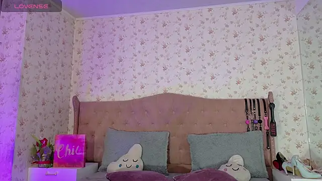 AvrillThomas online show from 01/29/25, 03:04