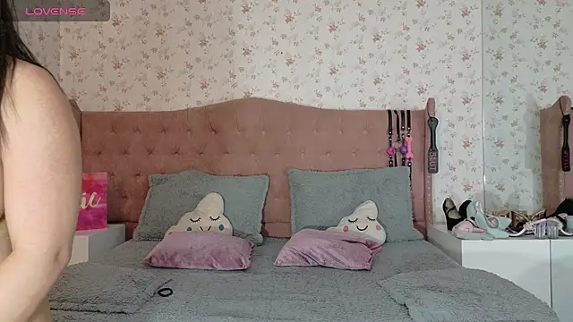 AvrillThomas online show from 02/03/25, 09:07