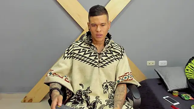 Snapshot of jamesinked_ chatting on 12/23/24, 05:32 jamesinked online show from 12/23/24, 05:32