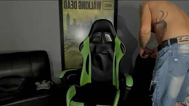 Snapshot of jamesinked_ chatting on 01/15/25, 10:57 jamesinked online show from 01/15/25, 10:57