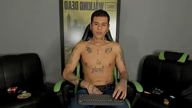 Snapshot of jamesinked_ chatting on 02/06/25, 11:04 jamesinked online show from 02/06/25, 11:04
