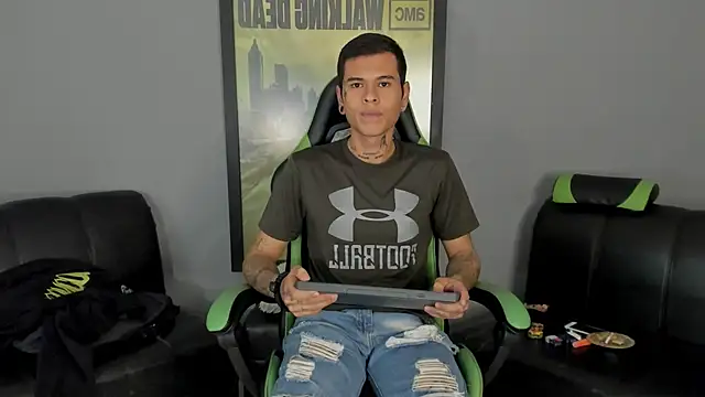 Snapshot of jamesinked_ chatting on 02/11/25, 08:42 jamesinked online show from 02/11/25, 08:42