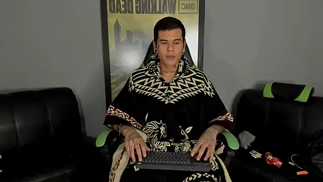 Snapshot of jamesinked_ chatting on 02/16/25, 04:31 jamesinked online show from 02/16/25, 04:31