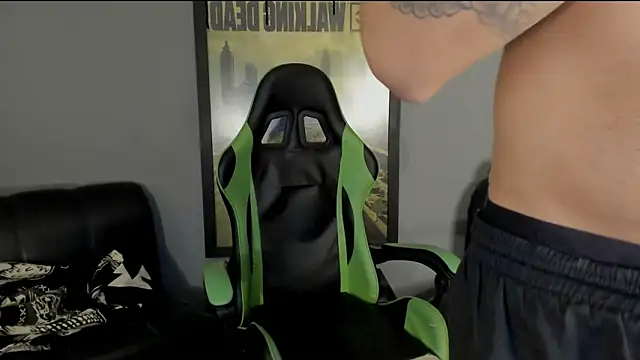 Snapshot of jamesinked_ chatting on 02/28/25, 02:20 jamesinked online show from 02/28/25, 02:20