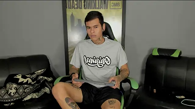 Snapshot of jamesinked_ chatting on 02/28/25, 05:26 jamesinked online show from 02/28/25, 05:26