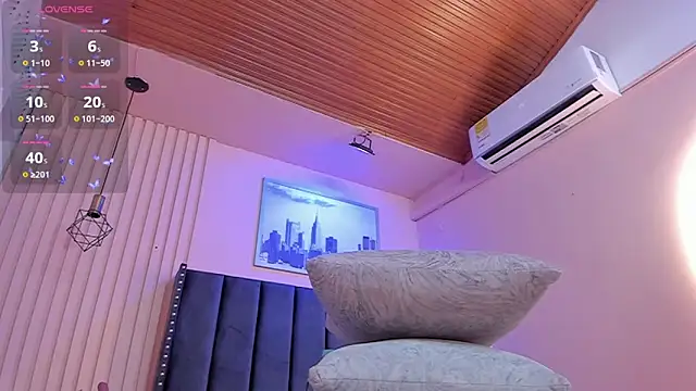 viiolett lee online show from 02/13/25, 11:15