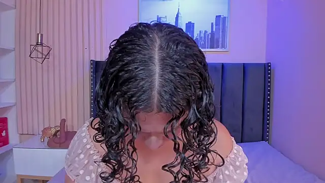 viiolett lee online show from 03/04/25, 09:00