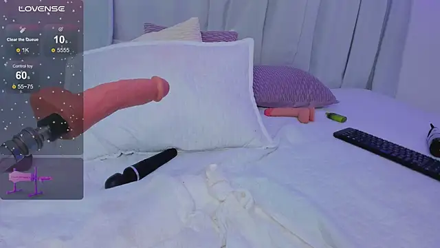 susyy7 online show from 01/28/25, 09:41