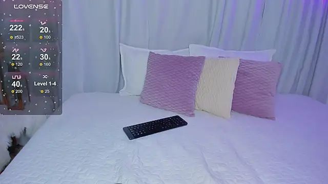 susyy7 online show from 02/13/25, 03:39