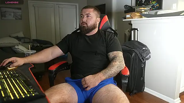 Snapshot of B_The_Creator_X chatting on 02/28/25, 05:15 B The Creator X online show from 02/28/25, 05:15