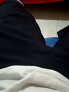 Snapshot of beautiful_hands_ chatting on 10/18/25, 09:54 beautiful hands online show from 10/18/25, 09:54