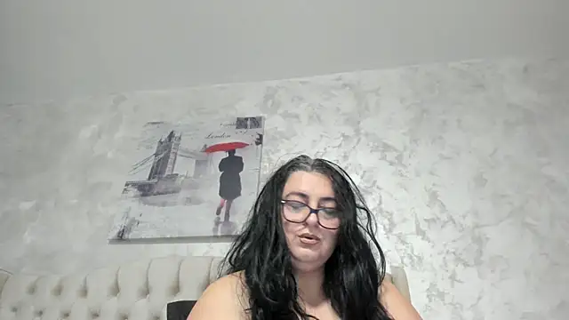 AdoreMe9 online show from 05/12/26, 07:55