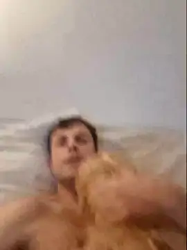 Snapshot of steb1980 chatting on 10/31/25, 11:06 steb1980 online show from 10/31/25, 11:06