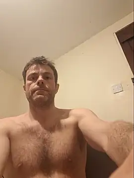 Snapshot of steb1980 chatting on 02/05/26, 11:09 steb1980 online show from 02/05/26, 11:09