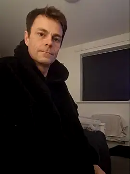 Snapshot of steb1980 chatting on 02/06/26, 08:01 steb1980 online show from 02/06/26, 08:01