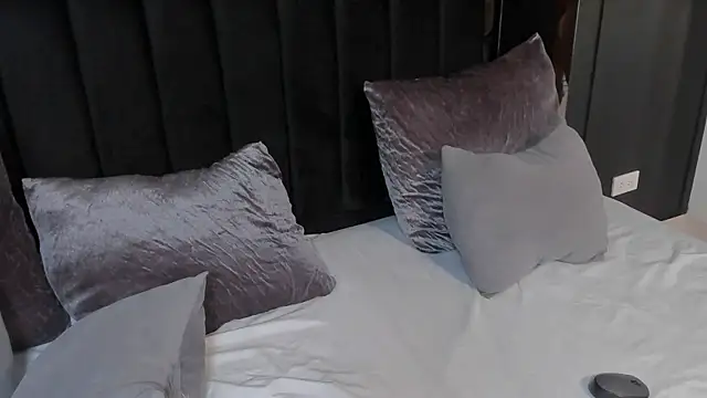 ellen gracee online show from 06/14/26, 04:58