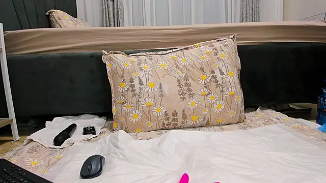 wowsquirtx online show from 02/26/25, 06:37