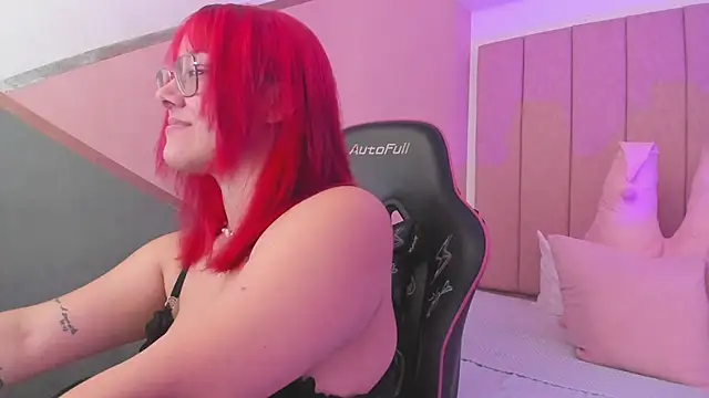 lilith noahh online show from 12/20/24, 04:09