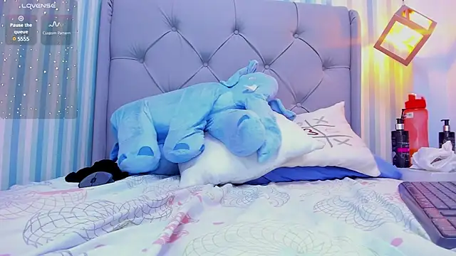 LINASTARK online show from 01/17/25, 09:06