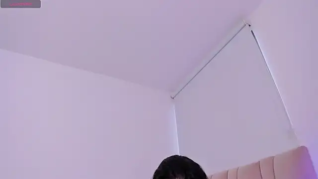 ZarianaEvanz online show from 05/06/26, 10:26