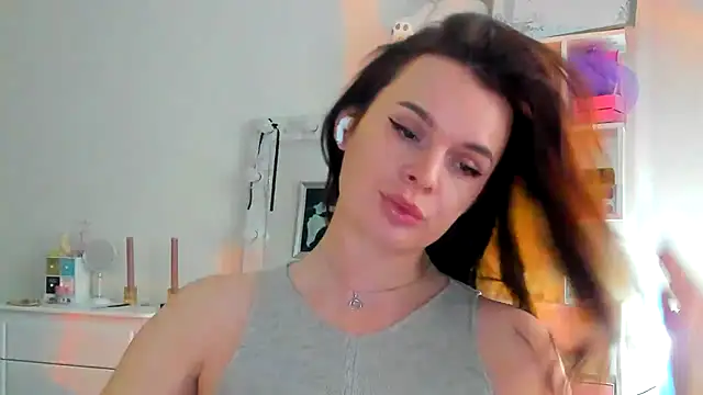 Snapshot of damla555 chatting on 02/06/26, 10:40 damla555 online show from 02/06/26, 10:40