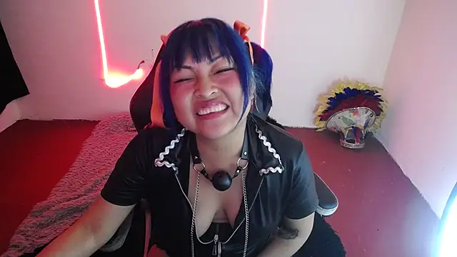 Shaddycute  online show from 12/06/24, 08:37