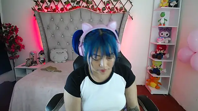 Shaddycute  online show from 12/23/24, 04:50