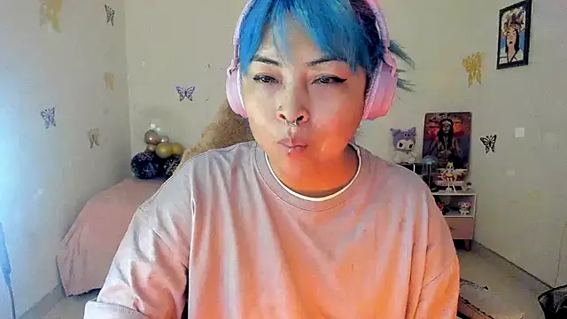 Shaddycute  online show from 09/22/25, 04:53