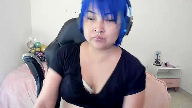 Shaddycute  online show from 10/09/25, 07:34