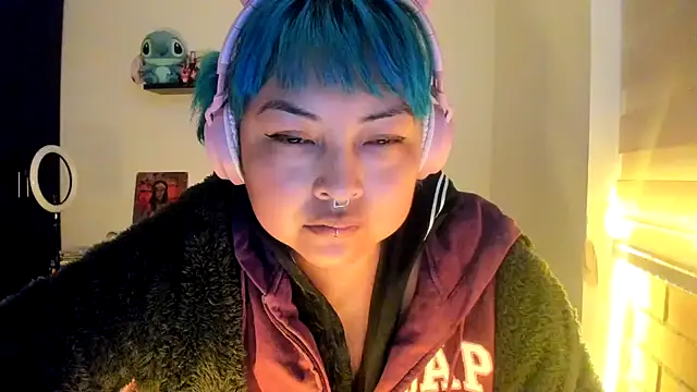 Snapshot of Shaddycute_ chatting on 01/05/26, 07:28 Shaddycute online show from 01/05/26, 07:28