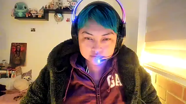 Snapshot of Shaddycute_ chatting on 01/06/26, 11:47 Shaddycute online show from 01/06/26, 11:47