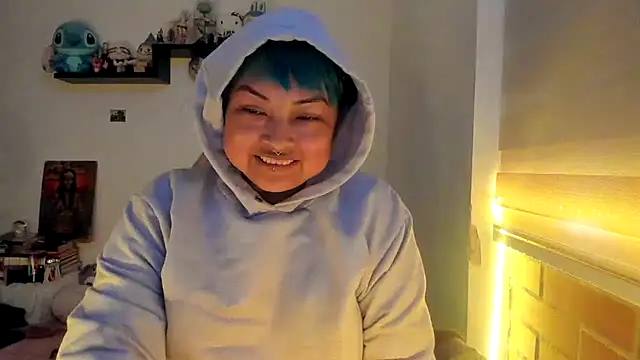 Snapshot of Shaddycute_ chatting on 01/07/26, 02:52 Shaddycute online show from 01/07/26, 02:52