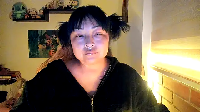 Snapshot of Shaddycute_ chatting on 02/12/26, 02:39 Shaddycute online show from 02/12/26, 02:39