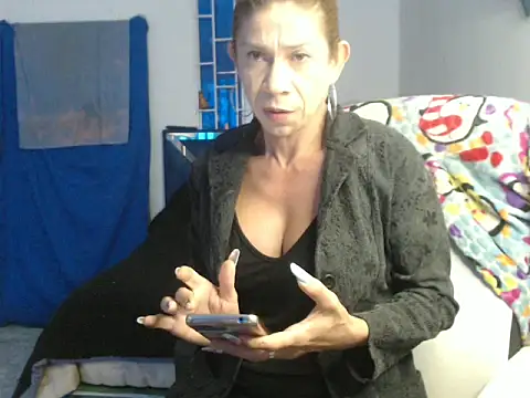 Antonella borja online show from 11/10/25, 04:50