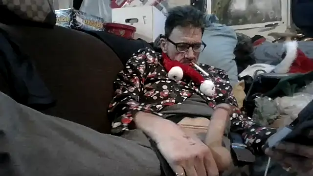 gettinit2wice online show from 11/28/25, 09:45