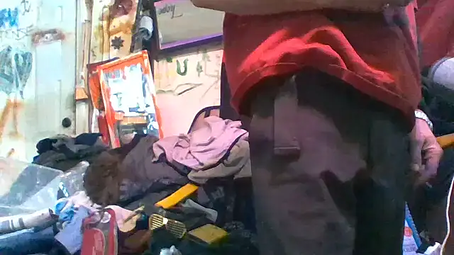 Snapshot of gettinit2wice chatting on 02/17/26, 01:18 gettinit2wice online show from 02/17/26, 01:18