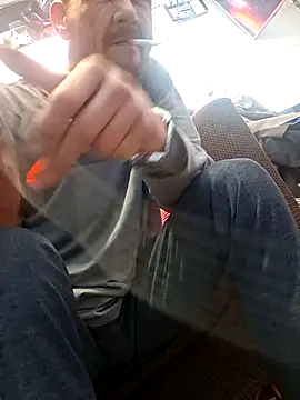 Snapshot of gettinit2wice chatting on 02/22/26, 11:47 gettinit2wice online show from 02/22/26, 11:47