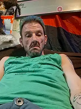 Snapshot of gettinit2wice chatting on 03/14/26, 09:04 gettinit2wice online show from 03/14/26, 09:04