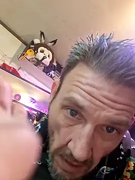 Snapshot of gettinit2wice chatting on 03/15/26, 02:01 gettinit2wice online show from 03/15/26, 02:01