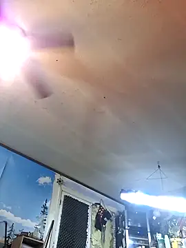 Snapshot of gettinit2wice chatting on 04/07/26, 01:17 gettinit2wice online show from 04/07/26, 01:17