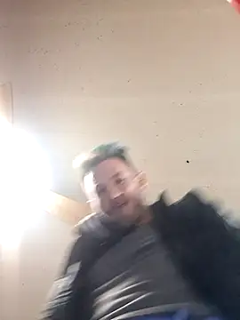 gettinit2wice online show from 05/18/26, 01:17