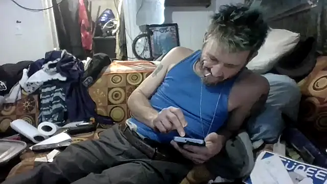 Snapshot of gettinit2wice chatting on 06/16/26, 05:15 gettinit2wice online show from 06/16/26, 05:15