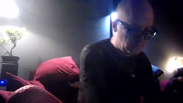 Snapshot of biffboff123 chatting on 05/24/26, 02:38 biffboff123 online show from 05/24/26, 02:38