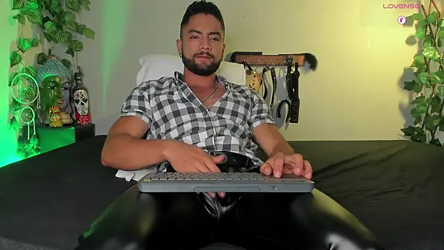 Jaxxon  online show from 12/07/24, 07:54