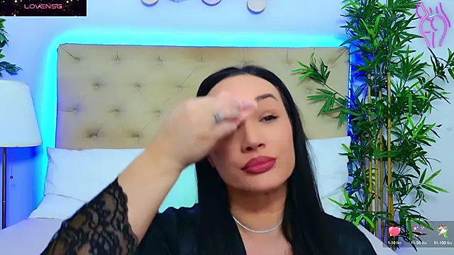 DaliyaArabian online show from 11/28/25, 01:03